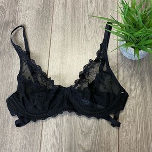Free People NWOT side cut out underwire bra